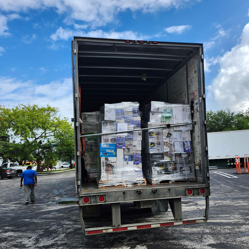 Lot of Hamilton Beach small appliances