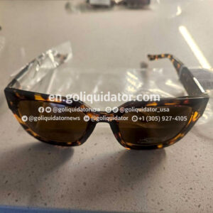 Lots of 100% authentic sunglasses Oscar de la Renta