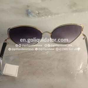 Lots of 100% authentic sunglasses Oscar de la Renta