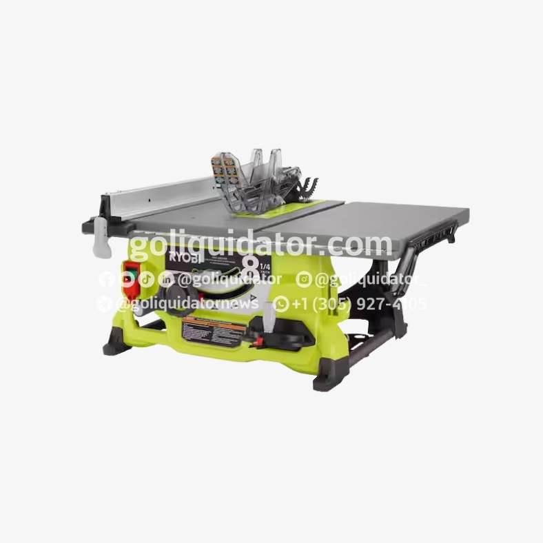 Lots of tools and hardware from Ho D*t.