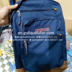 Lots of backpacks, lunch bags, and bags