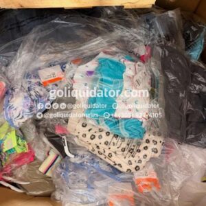 Camiones de ropa mixta proveniente de Walmart