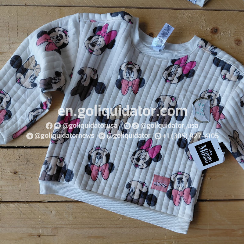 Lots of kids’ clothing from top brands