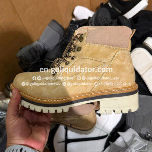 Shoes from Amazon by the pallet, for the fall-winter season