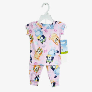 Lots of pajamas for children's