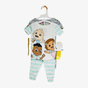 Lots of pajamas for children's