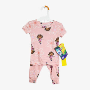 Lots of pajamas for children's