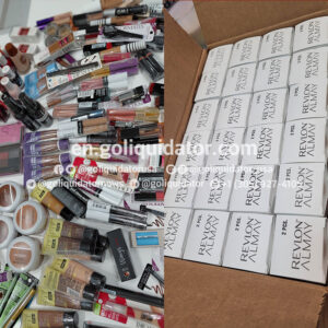 Makeup bundle for an special price.