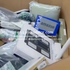 Lots of Amazon truckload merchandise for bin stores.