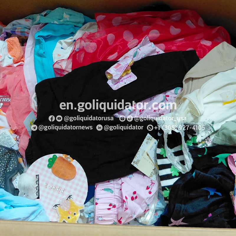 Lots of AOL kids clothing