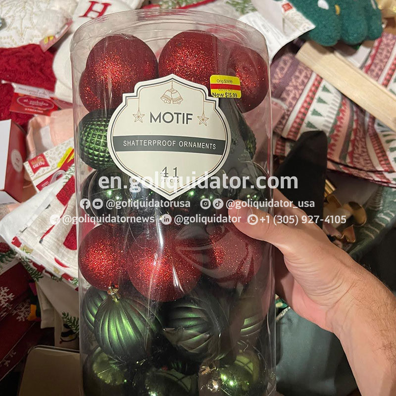 Lot of Christmas items from Kohl's