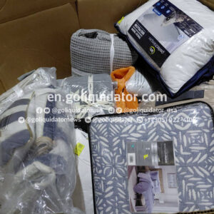 Lot of bedding and decor items form Kohl's
