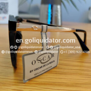 Lots of Oscar de la Renta sunglasses