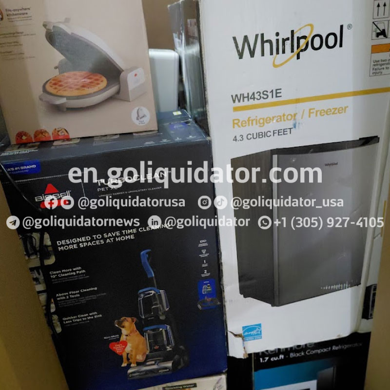 Small appliances by container