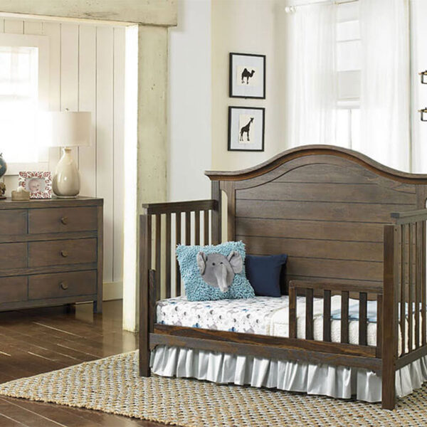 Large lot of cribs and furniture for babies in wholesale liquidation