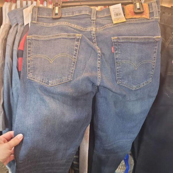 Lots of Levi's jeans in wholesale liquidation