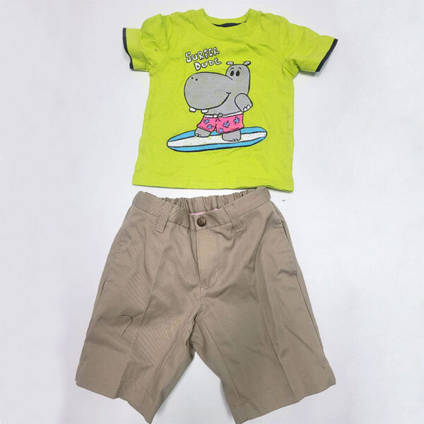 Lot of clothing for children and babies in wholesale liquidation