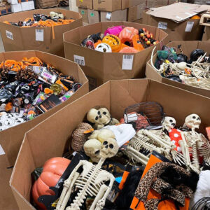 Lots of Halloween supplies in wholesale liquidation