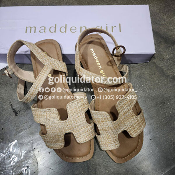 SandalsAndCasualShoes0125_01