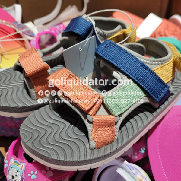 SandalsAndShoesTGT0225_06